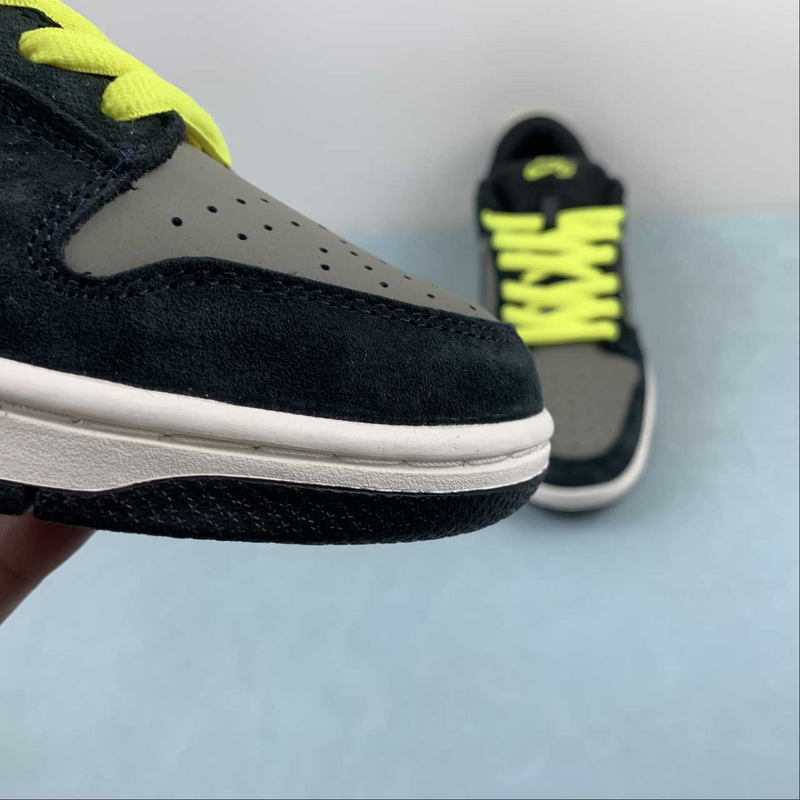 Dunk Low Dark Grey Lemon