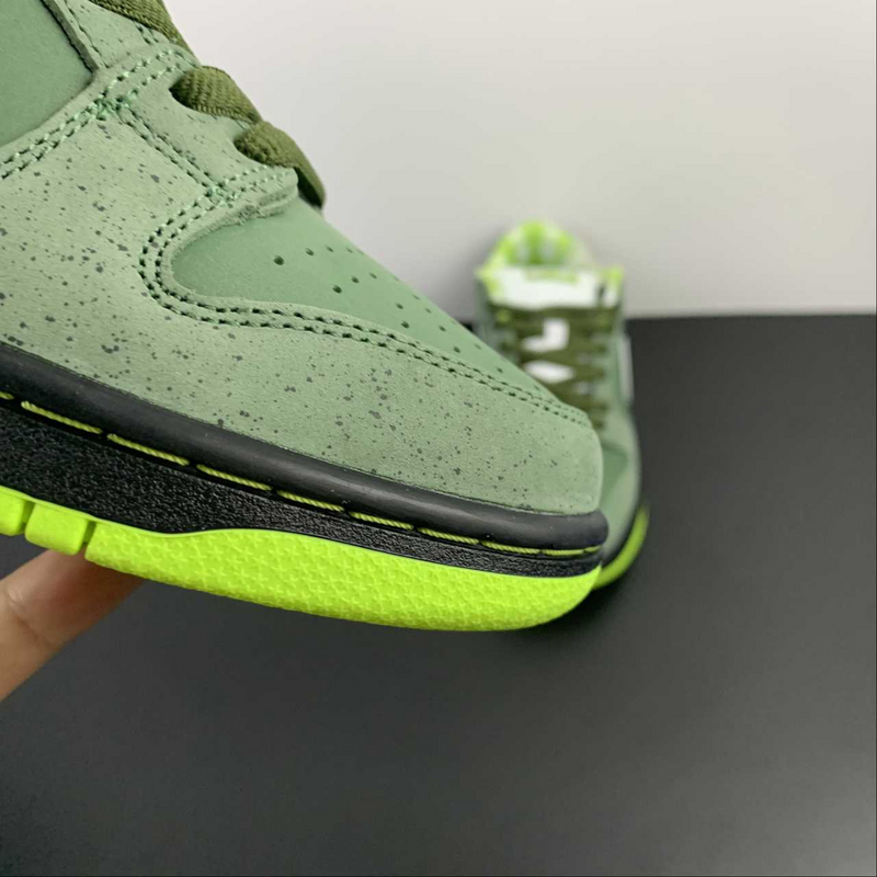 Concepts x SB Dunk Low Green Lobster