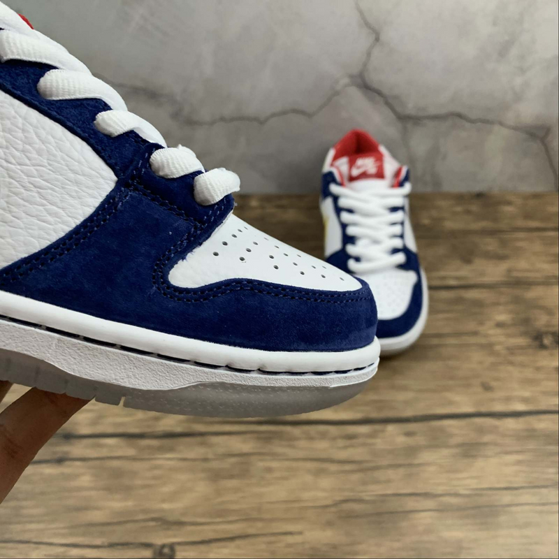 Dunk Low SB Ishod Wair BMW