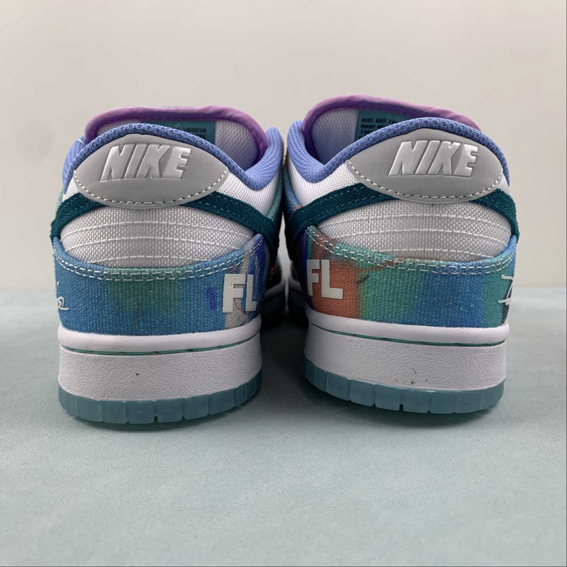 Futura Laboratories X SB Dunk Low "Bleached Aqua"