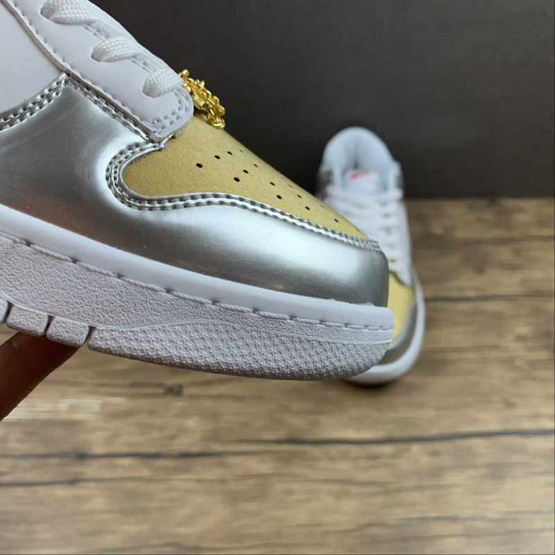 Dunk Low Silver Gold Metallic