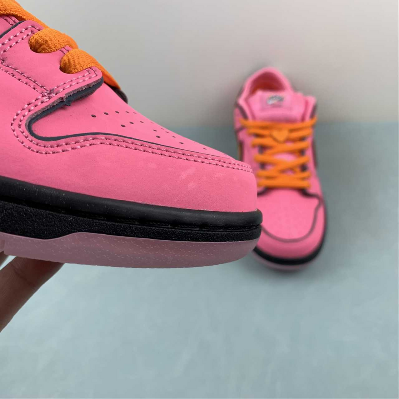 Dunk Low SB Powerpuff Girls Pink