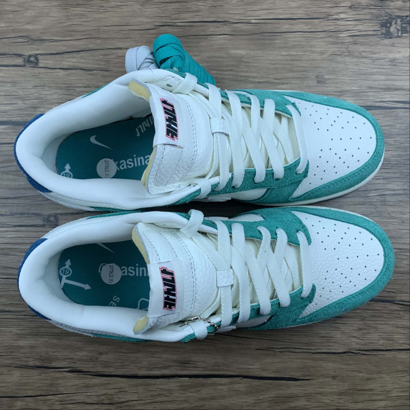 Dunk Low X Kasina Industrial Green