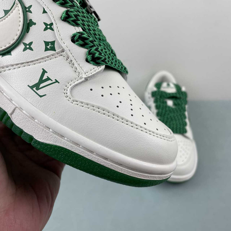 Dunk Low Bear Green And White X Louis Vuitton