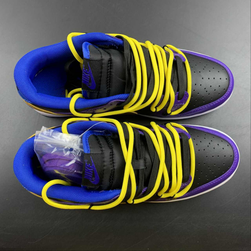 Dunk Low X Lakers