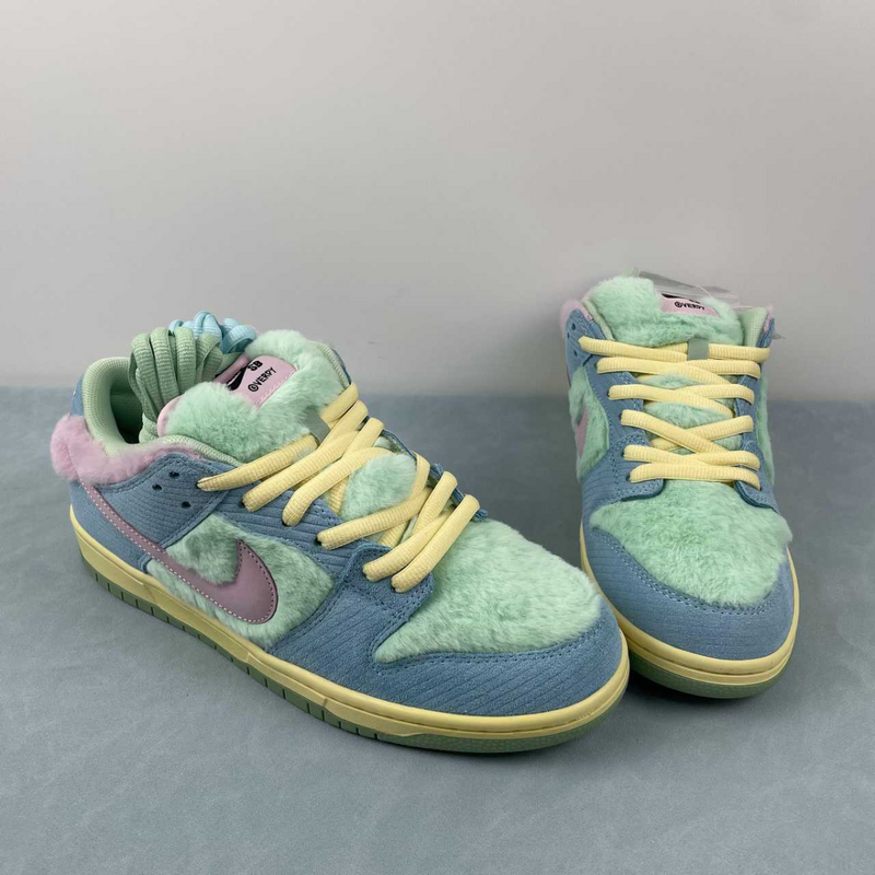 Verdy x Dunk SB Low Visty