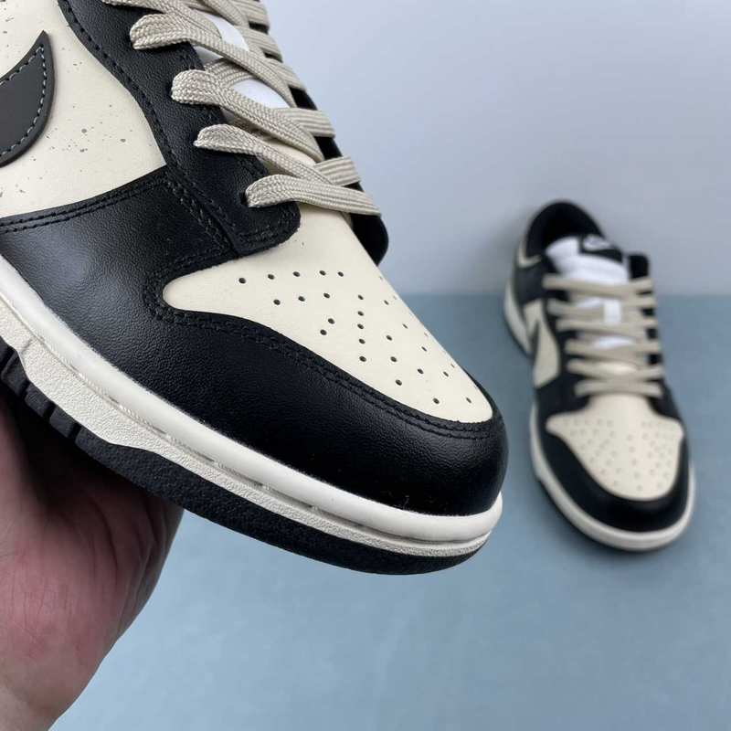 Dunk Low Vintage Panda