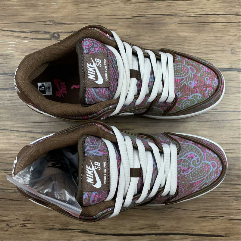 Dunk Low SB Paisley Brown