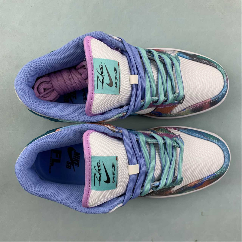 Futura Laboratories X SB Dunk Low "Bleached Aqua"