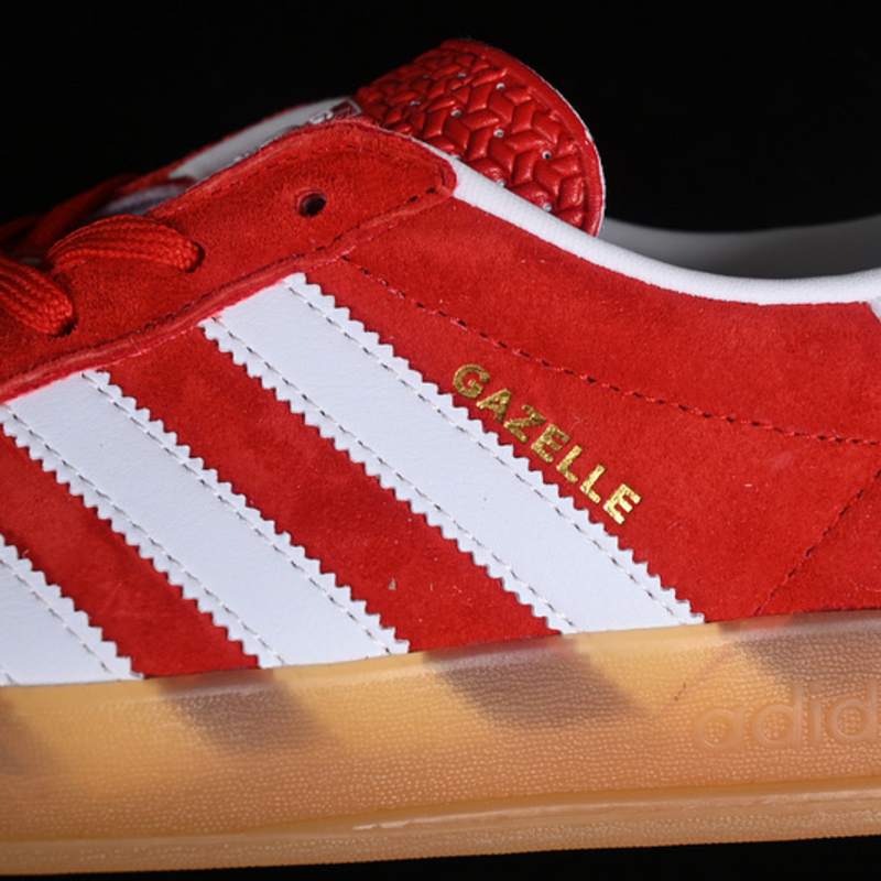 Gazelle Indoor Red