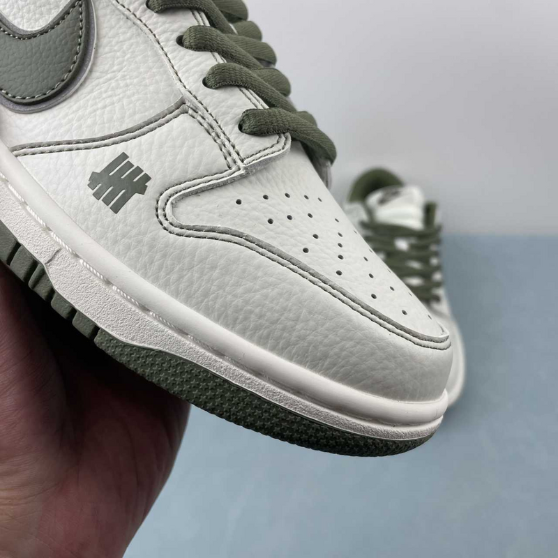 Dunk Low Undefeated Green And White