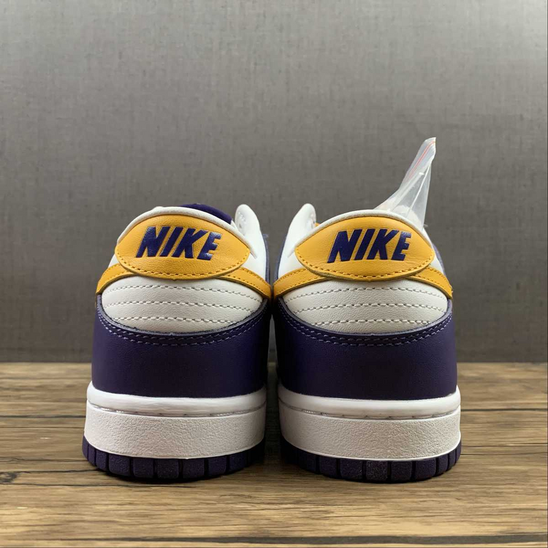 Dunk Low LA