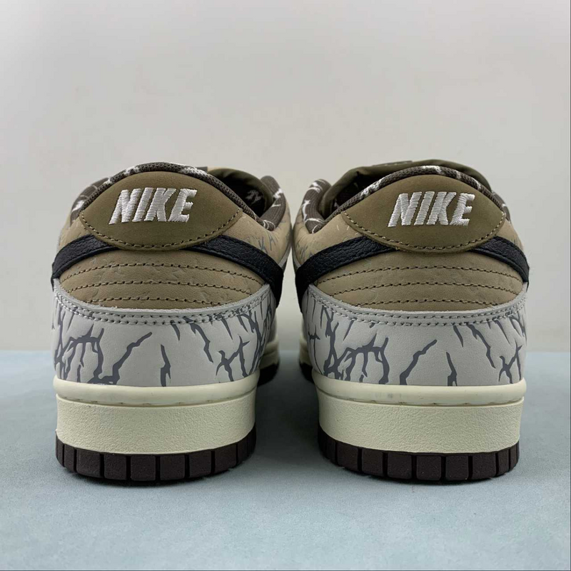 Dunk Low SB X Travis Scott White Cashew Fruit