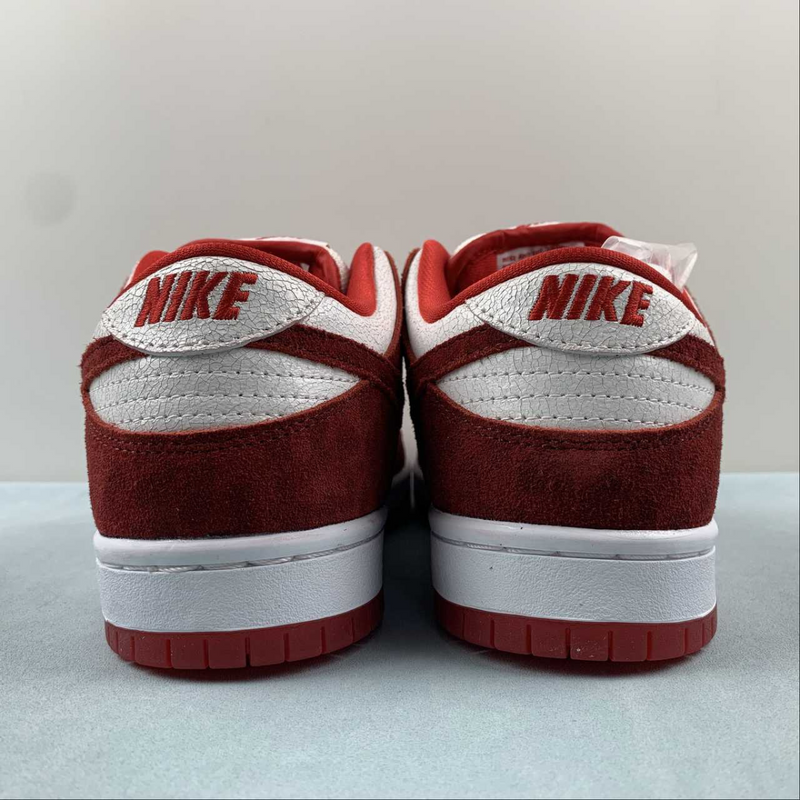 Dunk Low SB Red Ligth