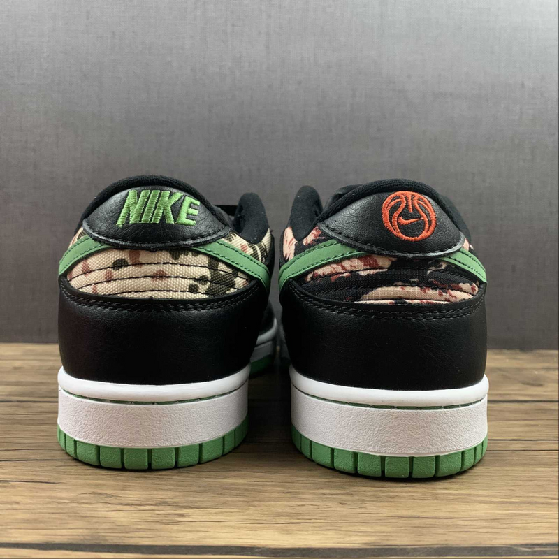 Dunk Low Crazy Camo