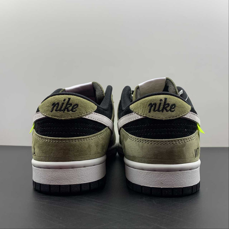 Dunk Low Trail End