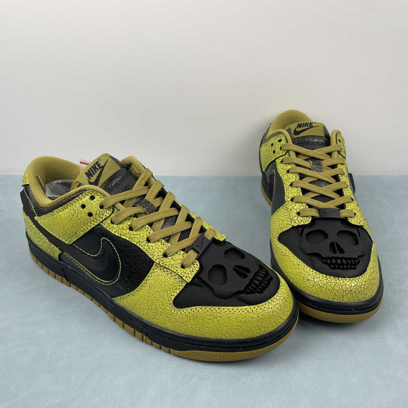 Dunk Low Halloween Skull