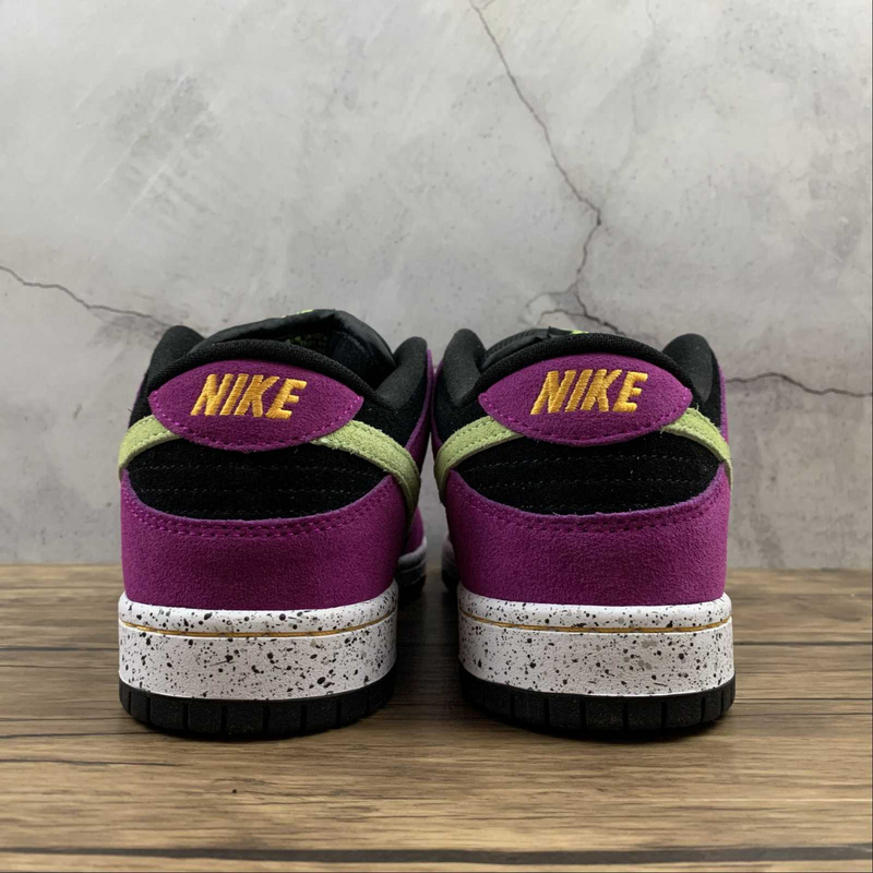 Dunk Low Pro Red Plum