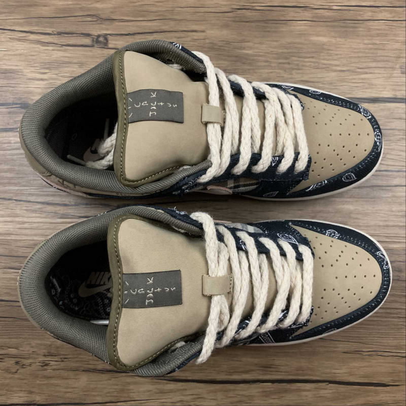 Travis Scott x Dunk Low Cactus Jack