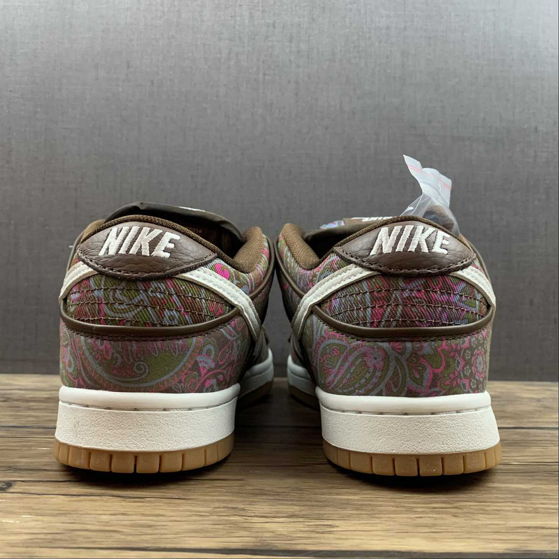 Dunk Low SB Paisley Brown