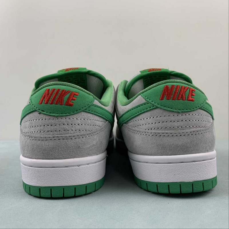 Dunk Low SB Medusa