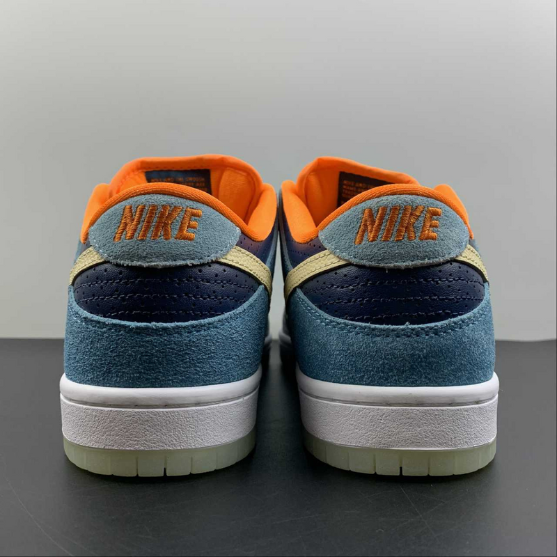 Dunk Low SB Mia Skate