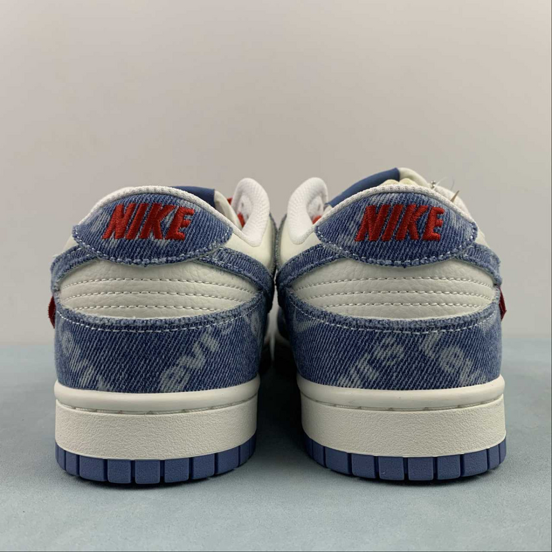 Dunk Low Levi's