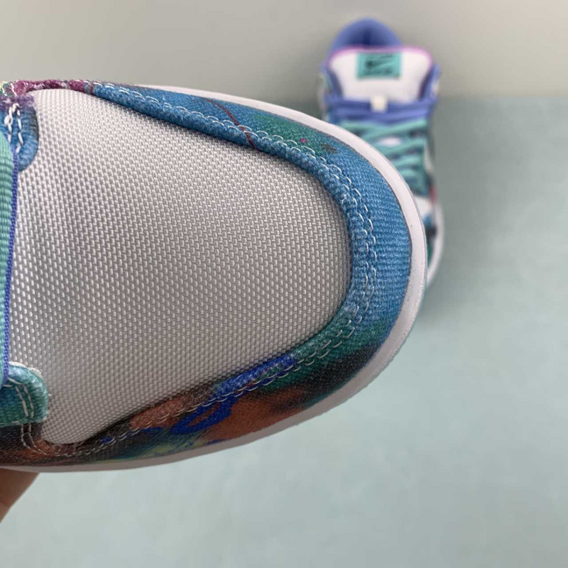 Futura Laboratories X SB Dunk Low "Bleached Aqua"