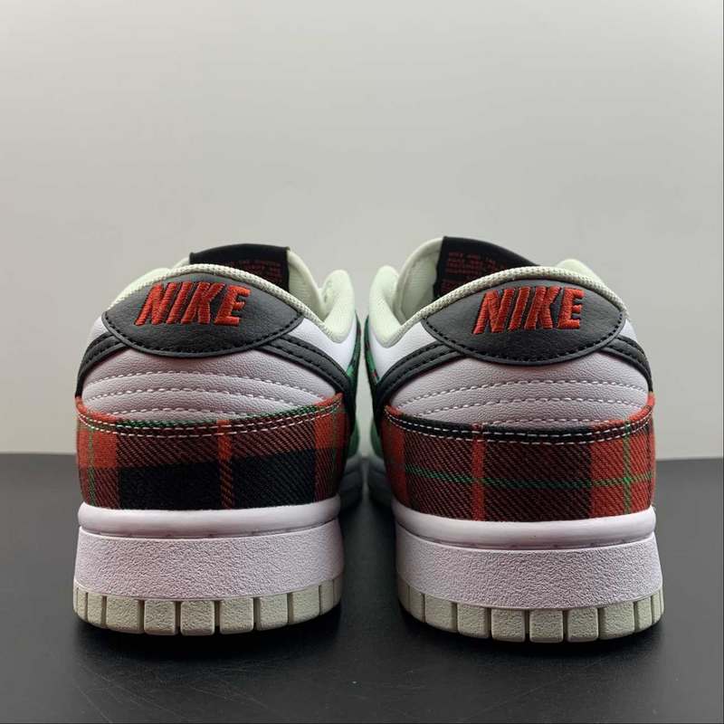 Dunk Low Tartan Plaid