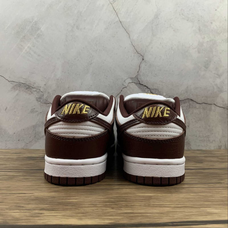 Dunk Low Supreme Stars Barkroot Brown