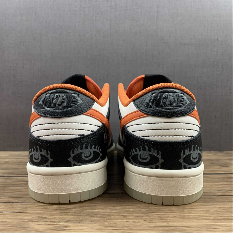 Dunk Low Halloween