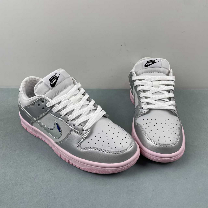 Dunk Low Lx Metallic Silver Pink