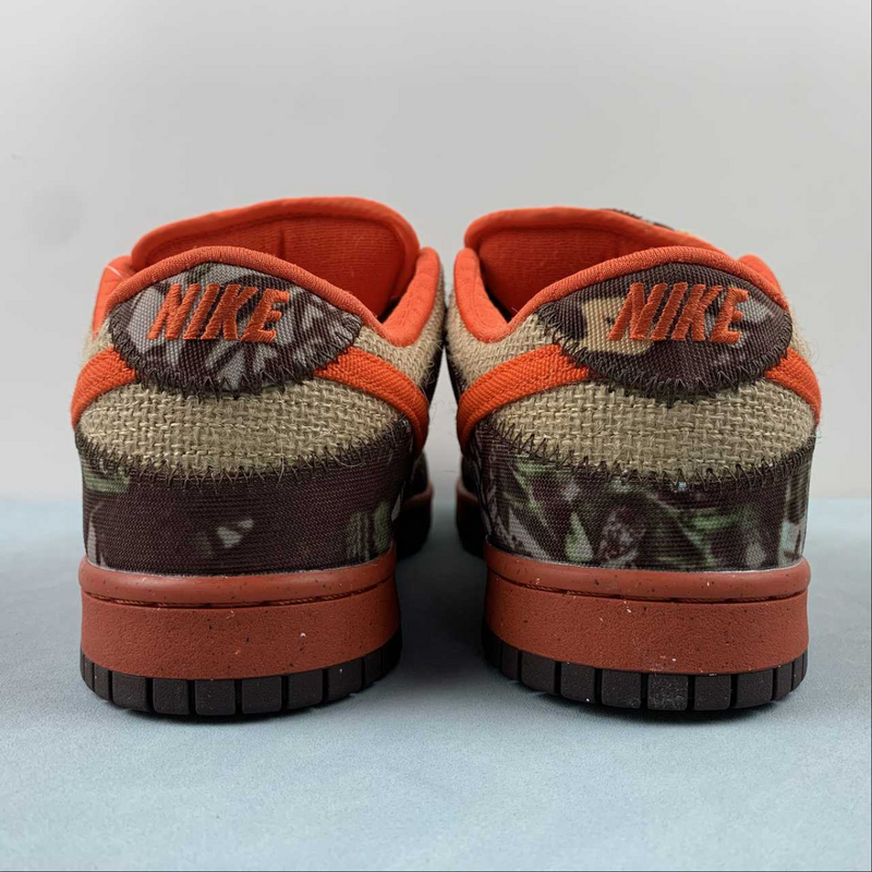 Dunk Low Reese Forbes Hunter