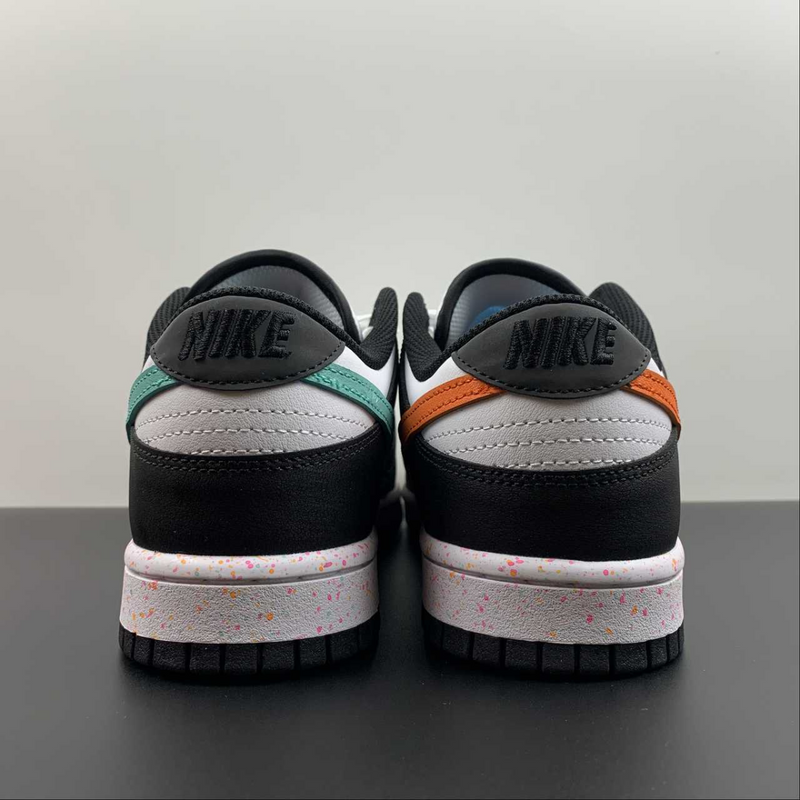 Dunk Low Multi Swoosh