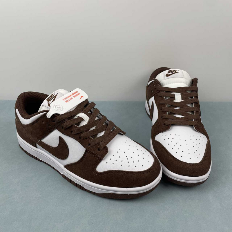 Dunk Low Brown And White