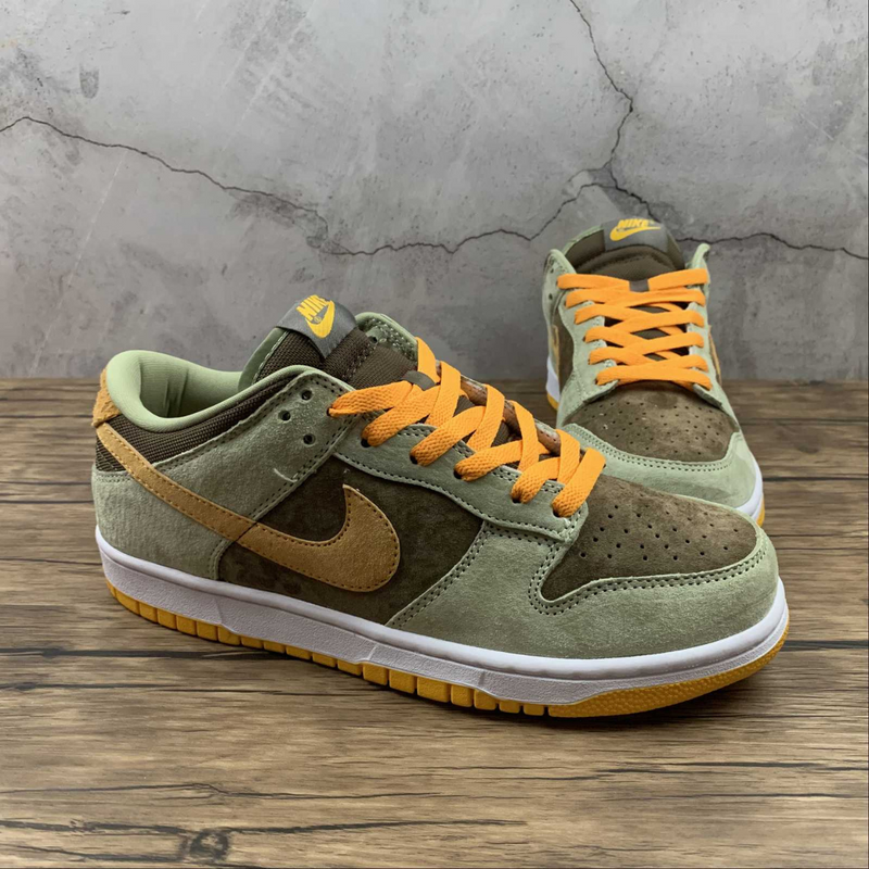 Dunk Low Dusty Olive