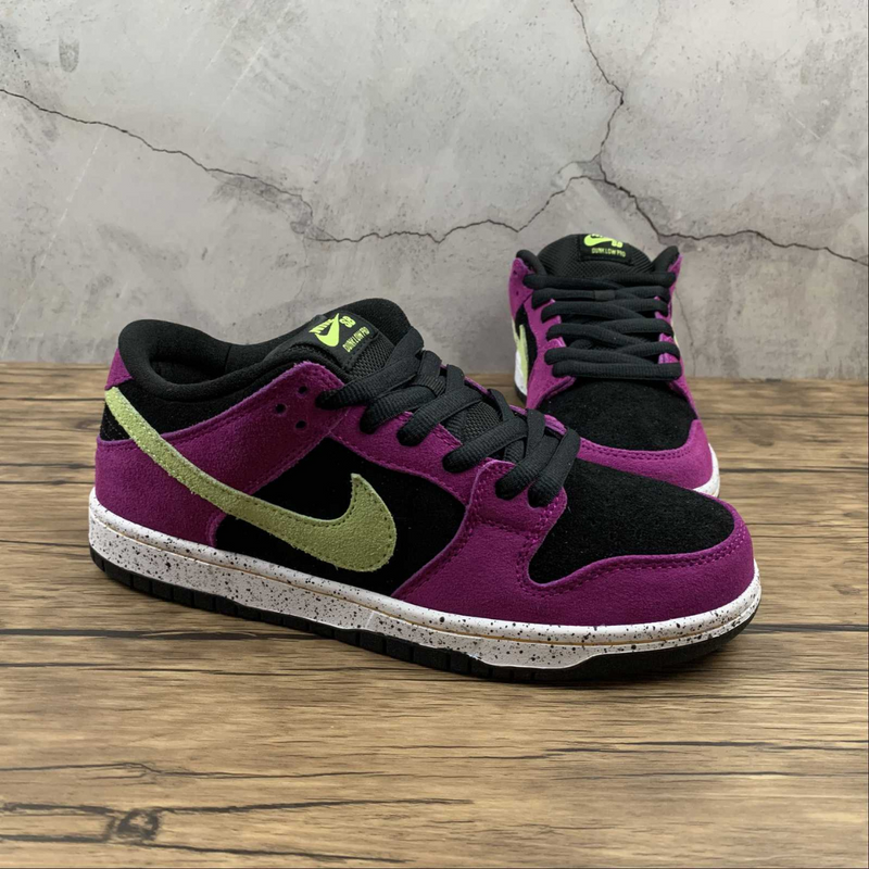 Dunk Low Pro Red Plum