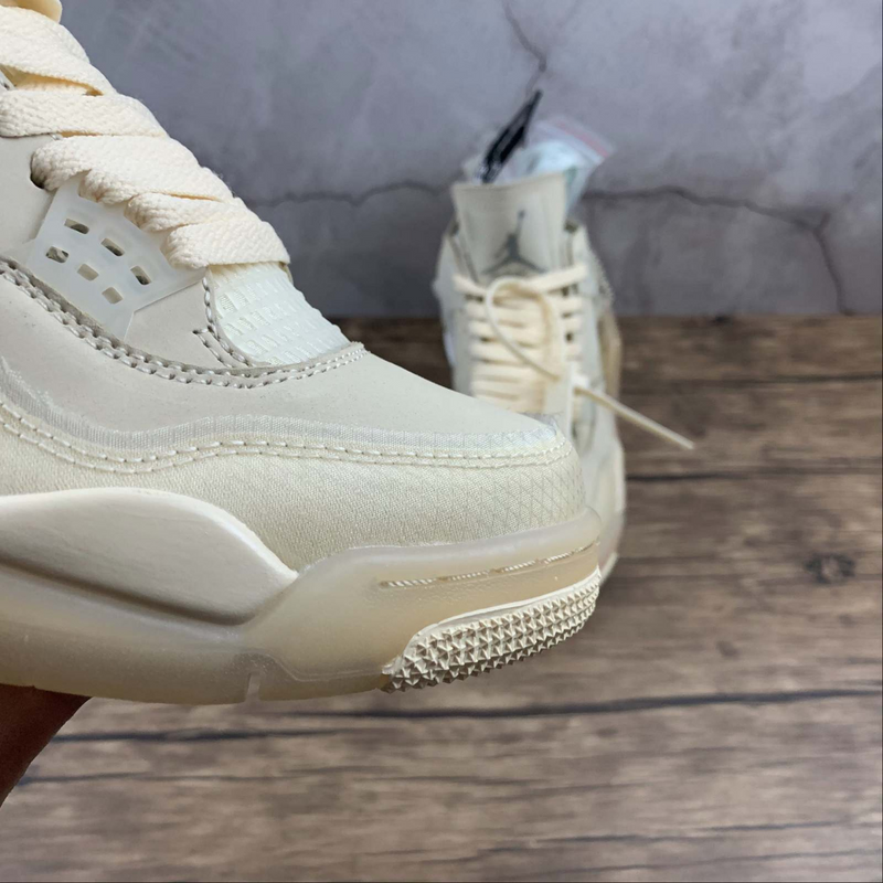 Air Jordan 4 Off white "Sail"