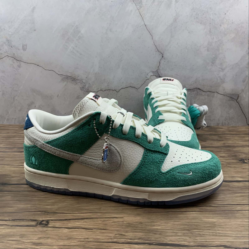 Dunk Low X Kasina Industrial Green