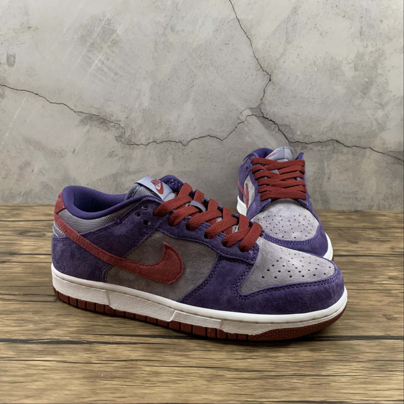 Dunk Low Plum