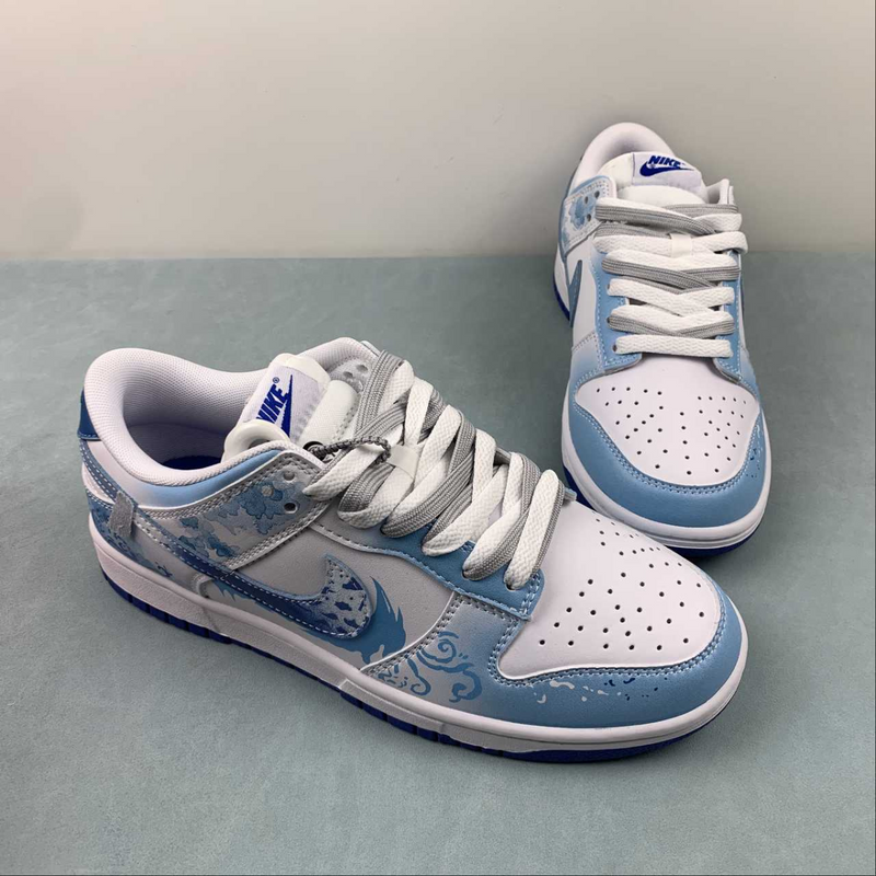 Dunk Low Retro Blue And White