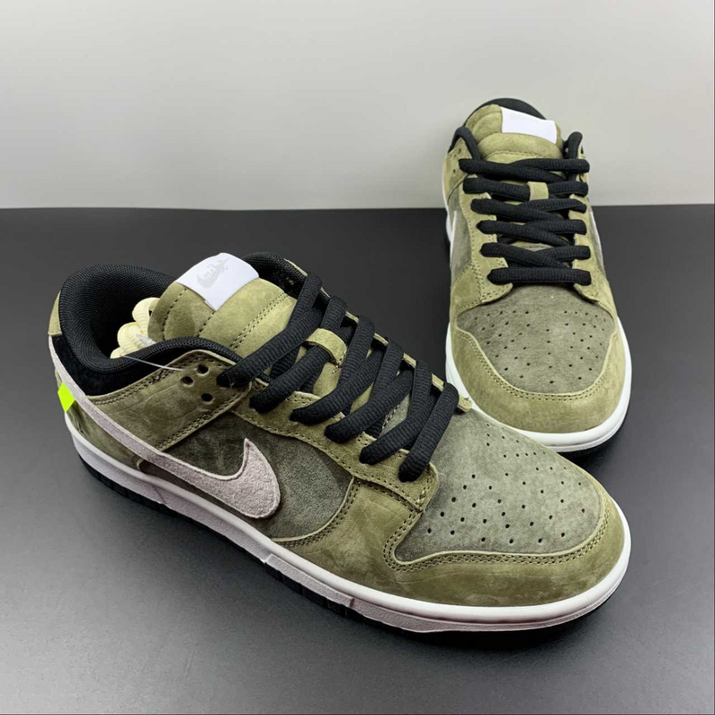 Dunk Low Trail End