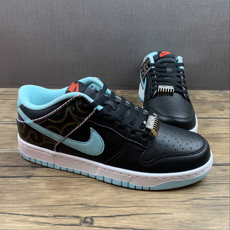 Dunk Low Barber Shop