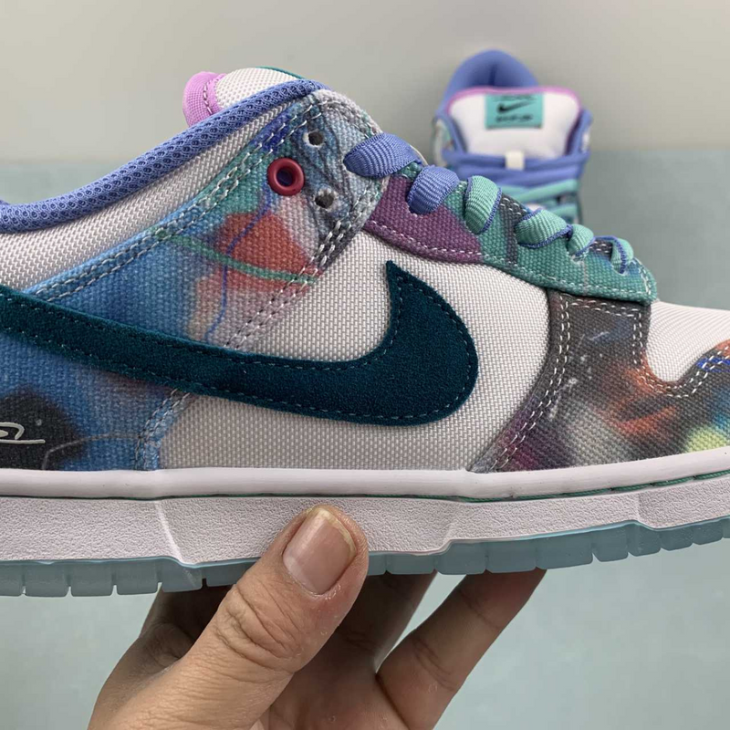 Futura Laboratories X SB Dunk Low "Bleached Aqua"