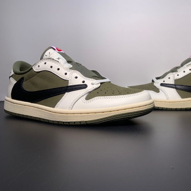 Travis Scott x Air Jordan 1 Low OG Medium Olive