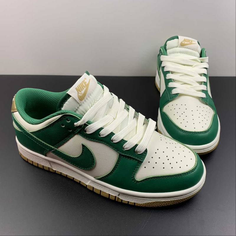 Dunk Low Malachite University