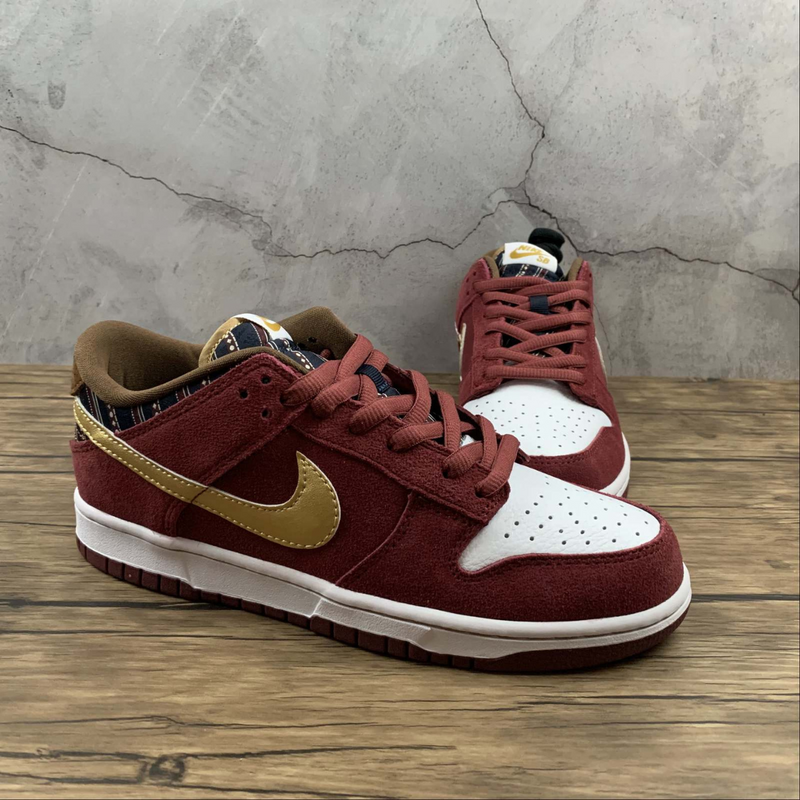 Dunk Low Dark Team Red and Phantom