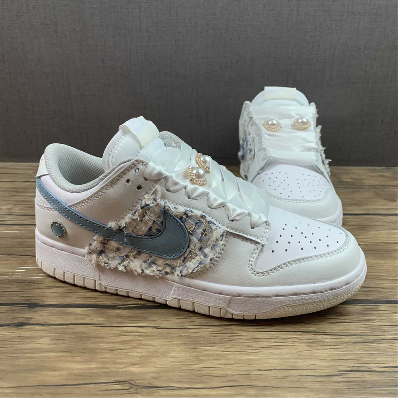 Dunk Low White Bronze MTL